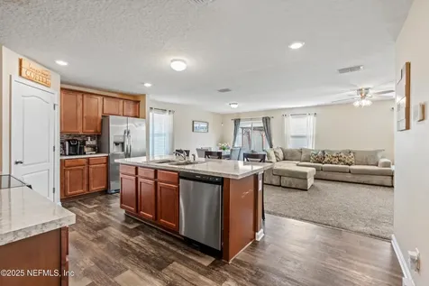 9104 Tahoe Lane Jacksonville FL 32222