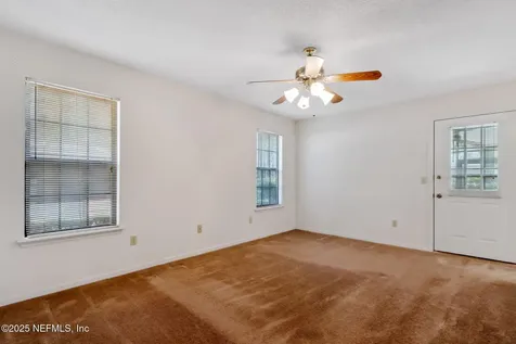 6215 Carlton Road Jacksonville FL 32244