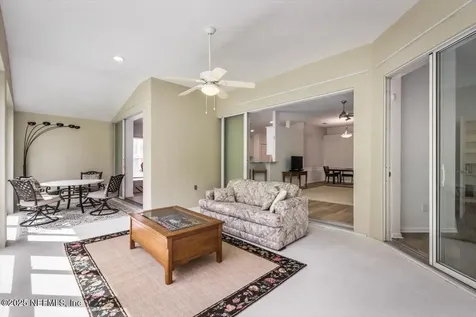 9305 Waterglen Lane Jacksonville FL 32256