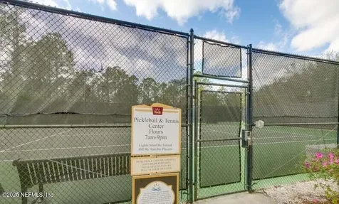 9305 Waterglen Lane Jacksonville FL 32256