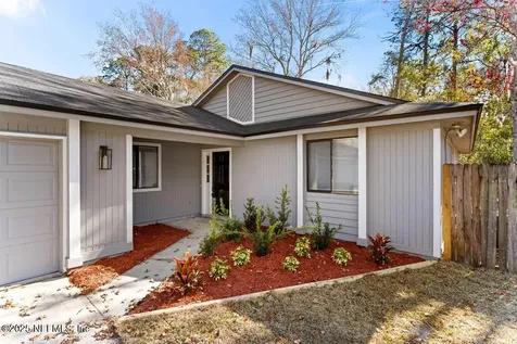 8254 Lake Woodbourne Drive W Jacksonville FL 32217