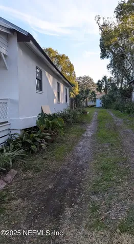 2007 Oak Street Palatka FL 32177