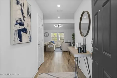 12918 Logans Walk Lane Jacksonville FL 32218