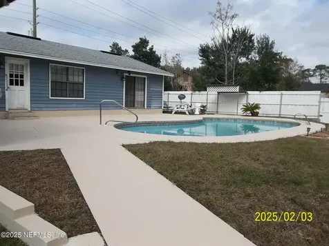 2135 Anniston Road Jacksonville FL 32246