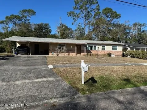 5704 Falcon Street W Jacksonville FL 32244