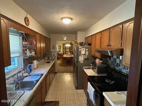 5704 Falcon Street W Jacksonville FL 32244