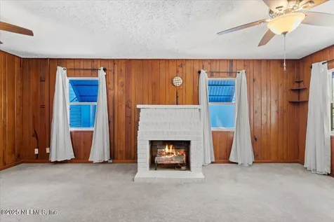 207 Ferris Street Green Cove Springs FL 32043