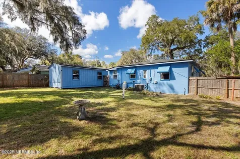 207 Ferris Street Green Cove Springs FL 32043
