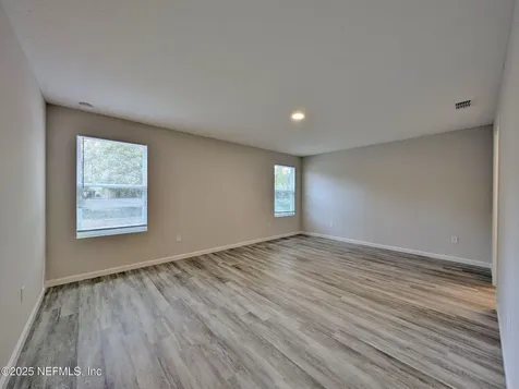 1141 Le Brun Drive Jacksonville FL 32205