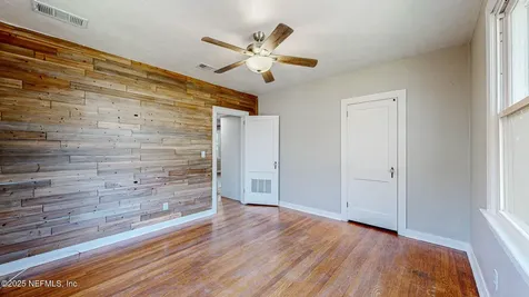 468 W 70th Street Jacksonville FL 32208