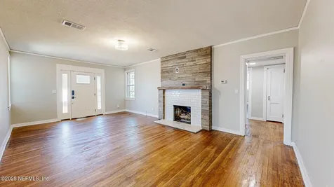 468 W 70th Street Jacksonville FL 32208
