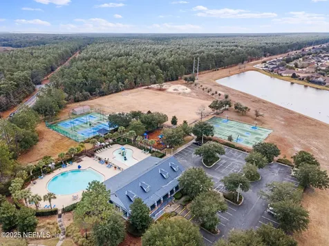 16341 Dawnwood Court Jacksonville FL 32218