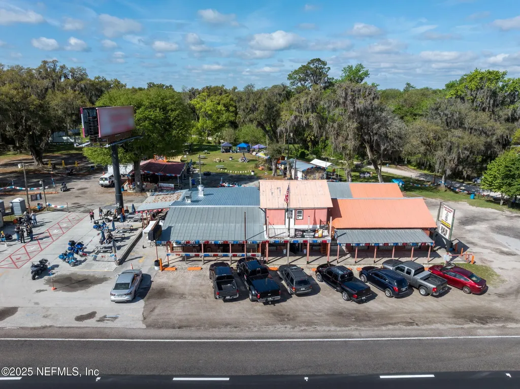 337 S Highway 17 East Palatka FL 32131