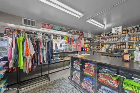 337 S Highway 17 East Palatka FL 32131