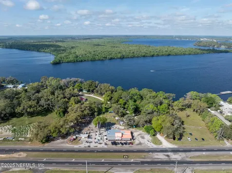 337 S Highway 17 East Palatka FL 32131