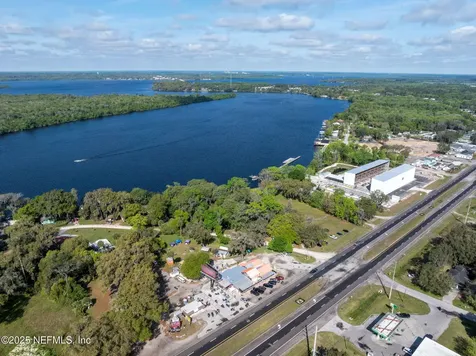 337 S Highway 17 East Palatka FL 32131