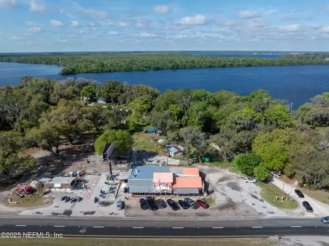 337 S Highway 17 East Palatka FL 32131