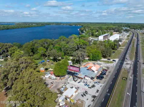 337 S Highway 17 East Palatka FL 32131