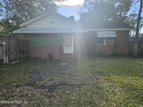 8031 Hawthorne Street Jacksonville FL 32208