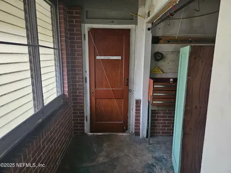 8031 Hawthorne Street Jacksonville FL 32208