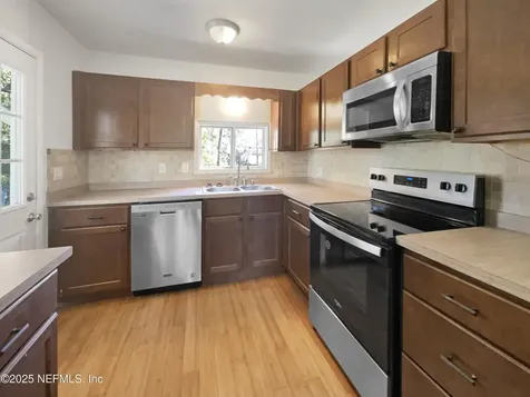 1043 Kersey Road Green Cove Springs FL 32043