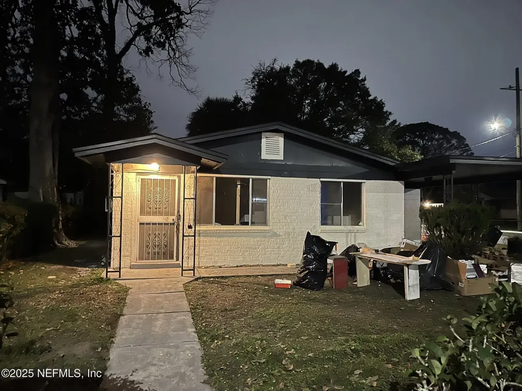 2348 Sherrington Street Jacksonville FL 32209
