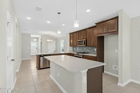 13804 Harlowton Avenue Jacksonville FL 32256