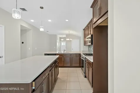 13804 Harlowton Avenue Jacksonville FL 32256