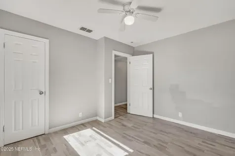 1201 Skye Drive E Jacksonville FL 32221