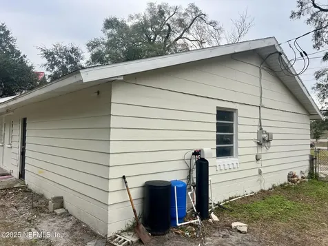 7521 Wilson Boulevard Jacksonville FL 32210