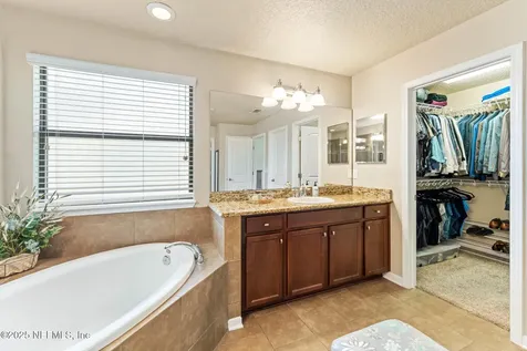 581 Amber Creek Drive Jacksonville FL 32218