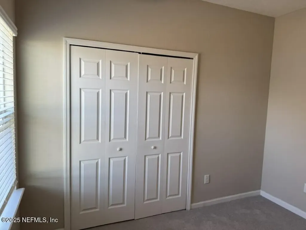 5345 Kellar Circle Jacksonville FL 32218