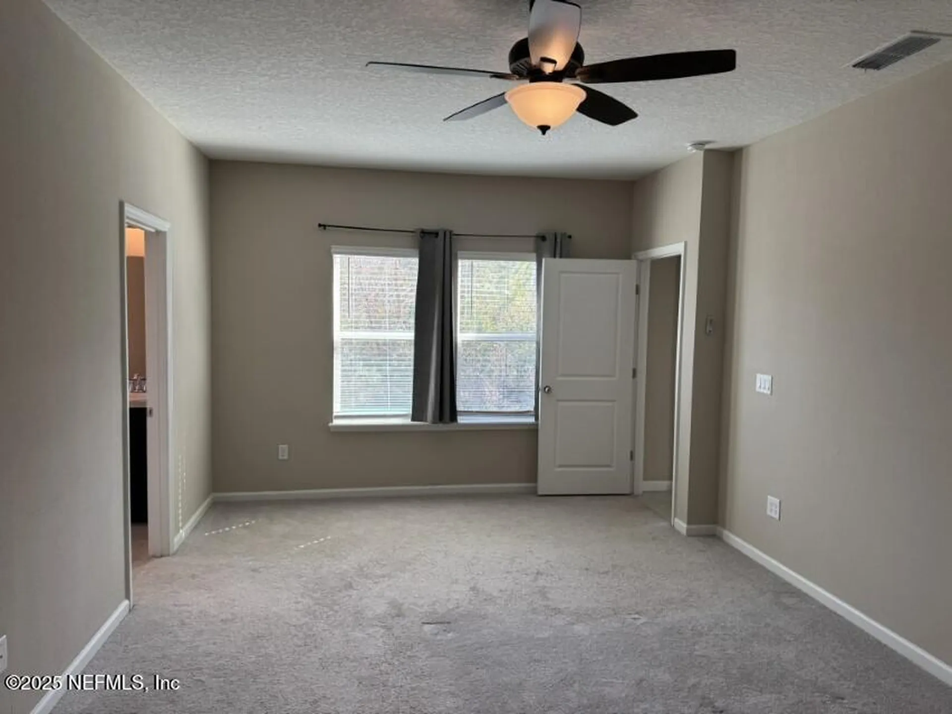 5345 Kellar Circle Jacksonville FL 32218