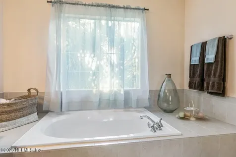 3821 Hartwood Lane Jacksonville FL 32216
