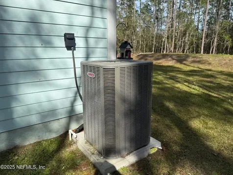 10230 Crotty Avenue Hastings FL 32145