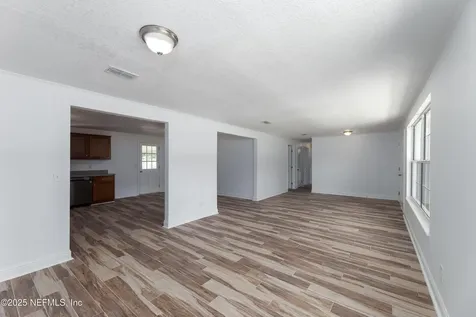 4057 Windy Gale Drive S Jacksonville FL 32218
