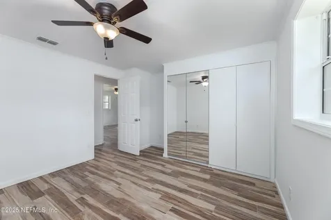 4057 Windy Gale Drive S Jacksonville FL 32218