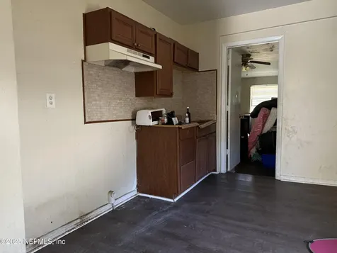 3063 2nd Street Circle Jacksonville FL 32254