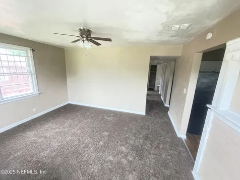 6946 West Virginia Avenue Jacksonville FL 32209