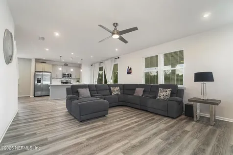 12608 Lake Taylor Lane Jacksonville FL 32218