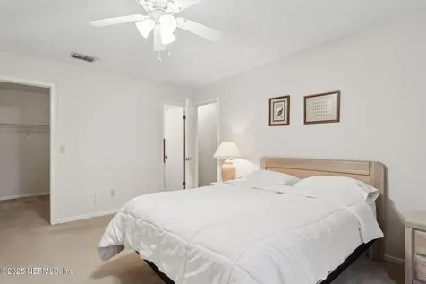 4084 Stillwood Drive Jacksonville FL 32257