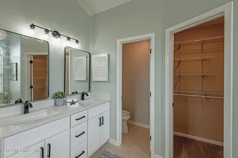 2768 Stonehedge Court S Jacksonville FL 32224