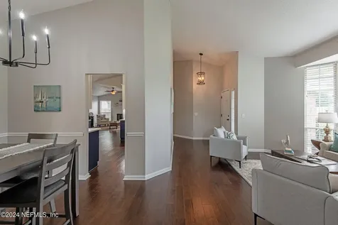 2768 Stonehedge Court S Jacksonville FL 32224