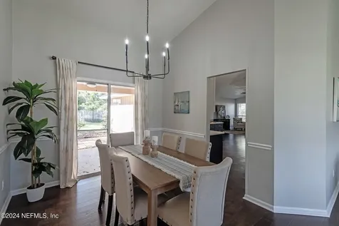 2768 Stonehedge Court S Jacksonville FL 32224