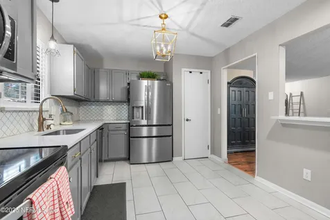 989 Ashington Lane Jacksonville FL 32221