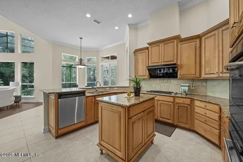 13815 Saxon Lake Drive Jacksonville FL 32225