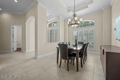 13815 Saxon Lake Drive Jacksonville FL 32225