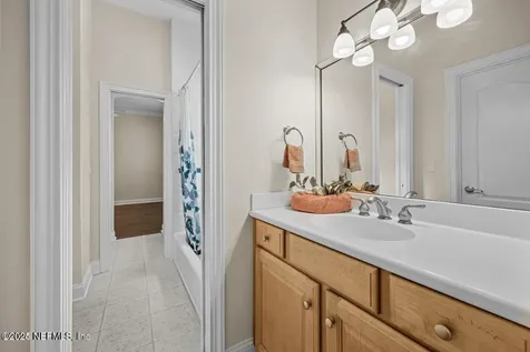 13815 Saxon Lake Drive Jacksonville FL 32225