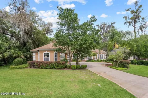 13815 Saxon Lake Drive Jacksonville FL 32225