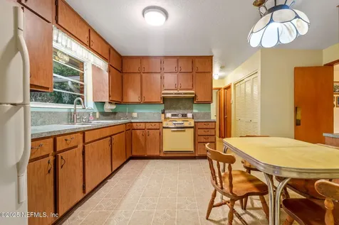 8191 Alderman Road Jacksonville FL 32211